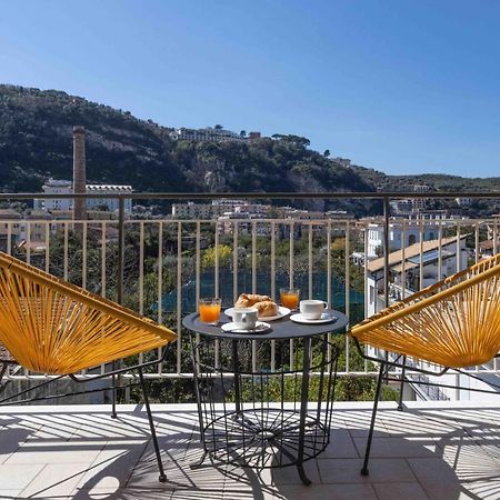 Sorrentovibes - Luxury Four Bedroom Home With Amazing Terraces In Sorrento Bagian luar foto