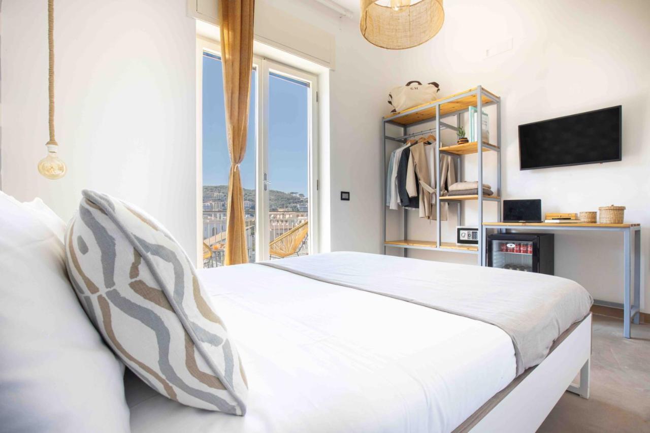 Sorrentovibes - Luxury Four Bedroom Home With Amazing Terraces In Sorrento Bagian luar foto