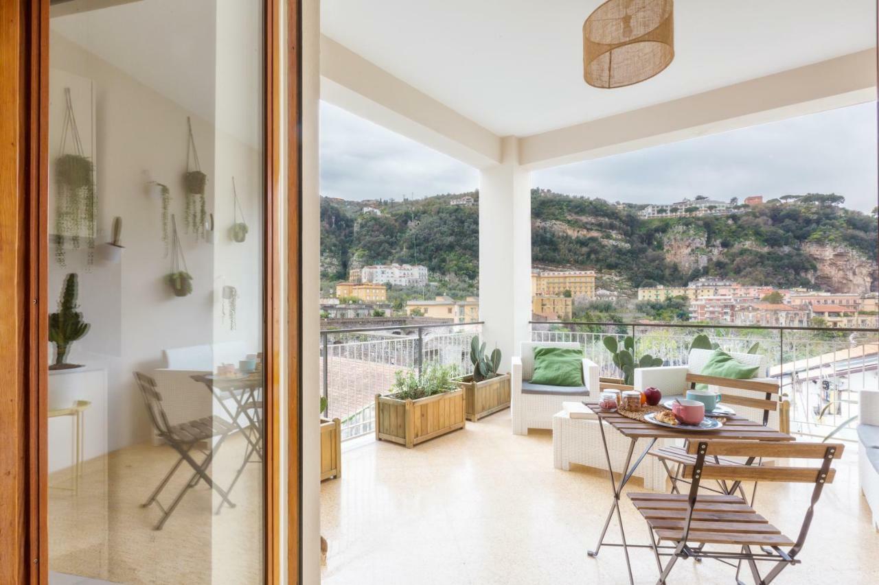 Sorrentovibes - Luxury Four Bedroom Home With Amazing Terraces In Sorrento Bagian luar foto